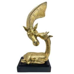 Giraffe Bronze Sculpture – Gold Polish